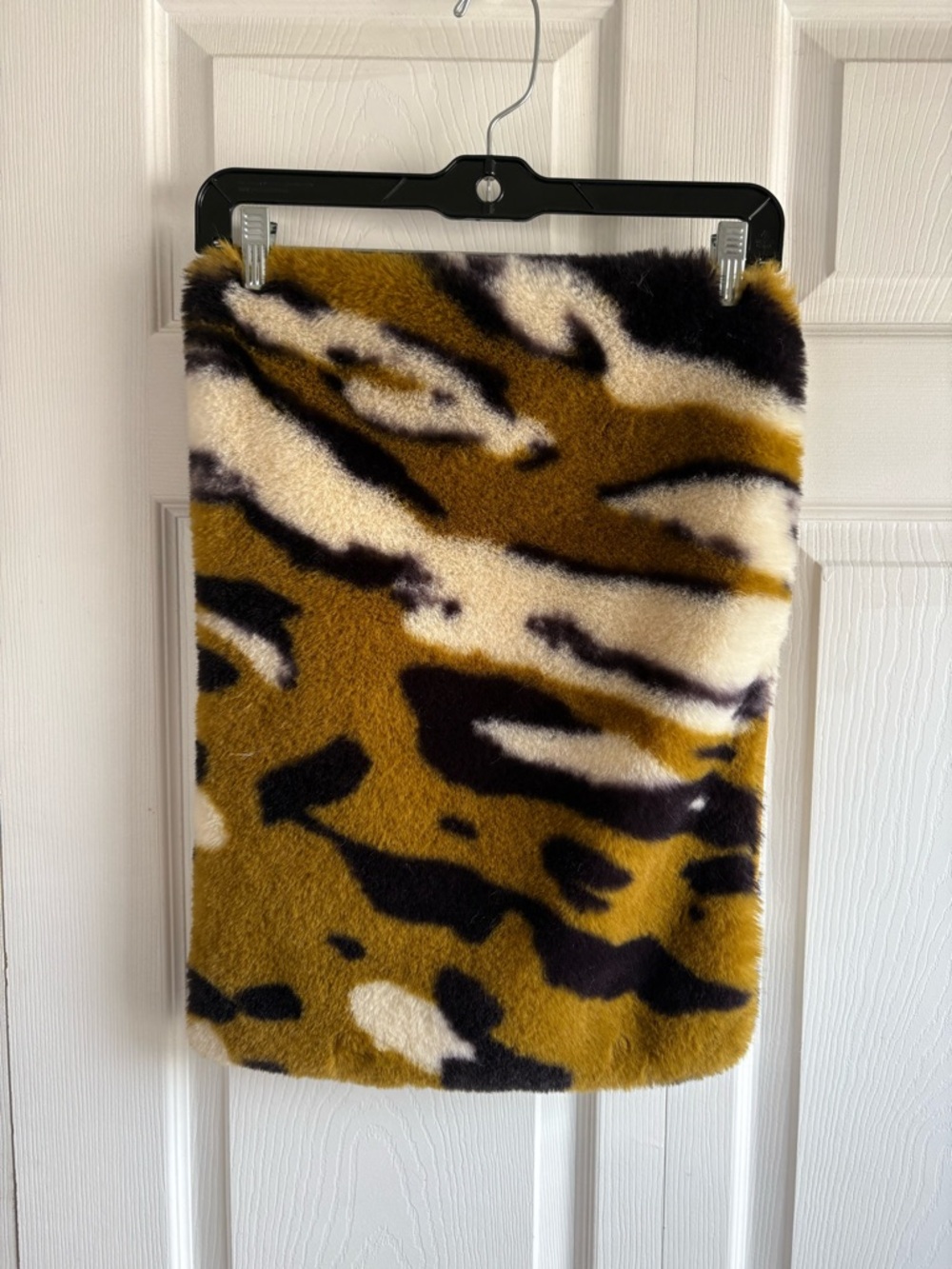Anthropologie Mustard Yellow Black Tiger Stripe Fluffy Faux‎ Fur Pillow Case